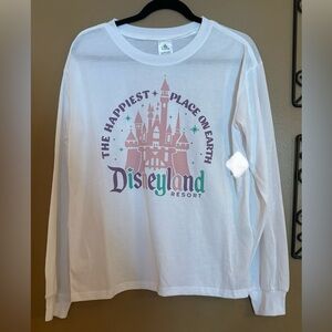 Disneyland Resort Happiest Place on Earth Castle Long Sleeve Tee NWOT Sz XS